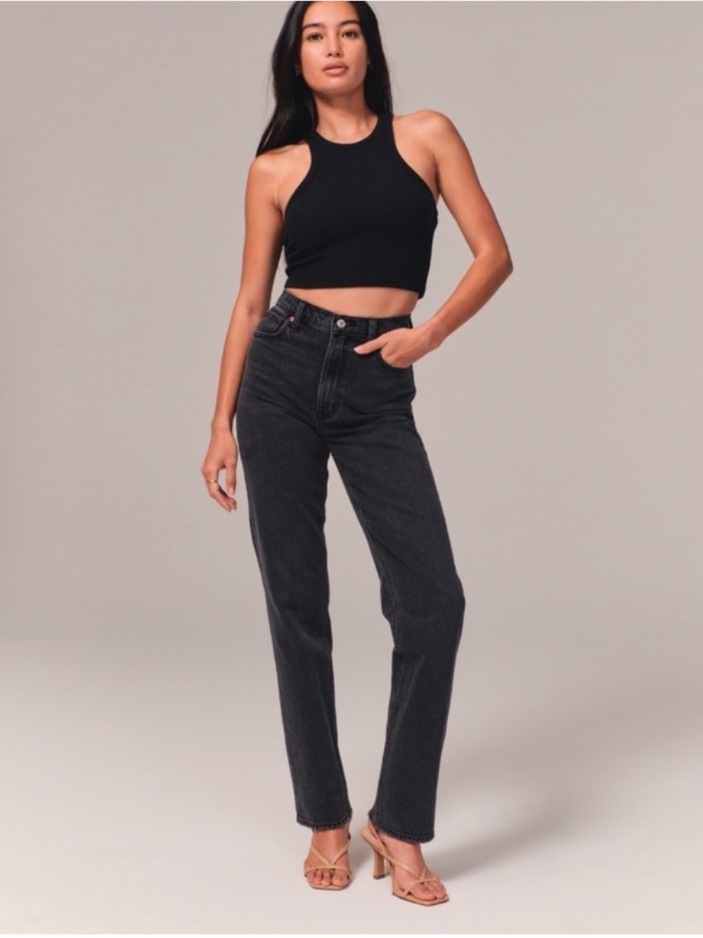 Abercrombie & Fitch Ultra High Rise 90s Straight Jean, Faded Black, size 29 / 8R